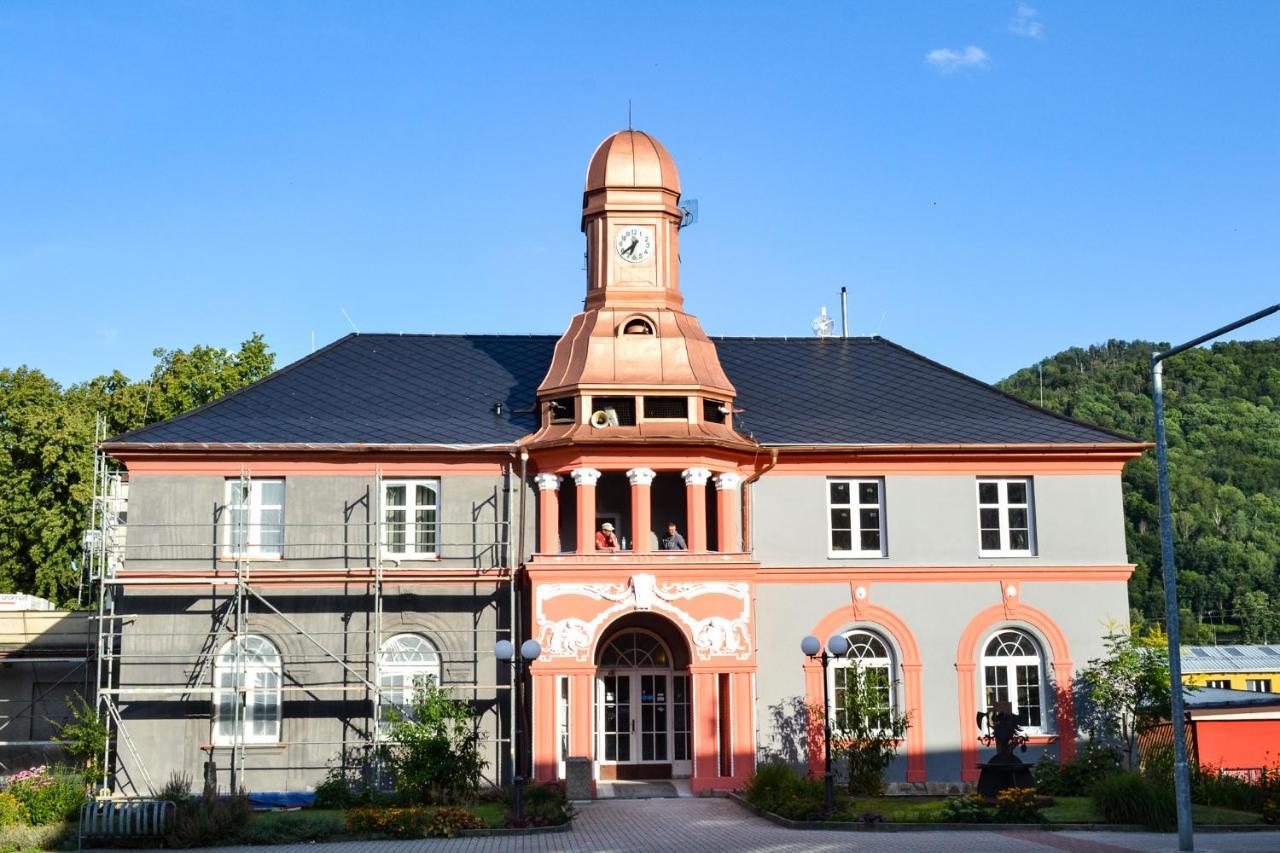 Apartman Na Palouku Povrly Zewnętrze zdjęcie